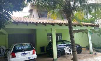 Imagem 3: Sobrado no bairro Araés