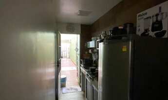 Imagem 4: Casa térrea com sobrado no fundo