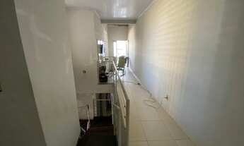 Imagem 5: Casa térrea com sobrado no fundo