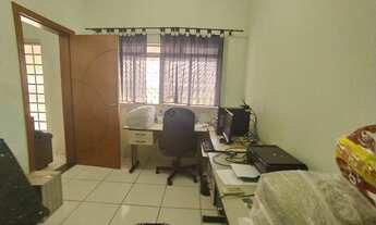 Imagem 4: Casa em um terreno com mais de 2 mil metros quadrados em Várzea Grande/MT