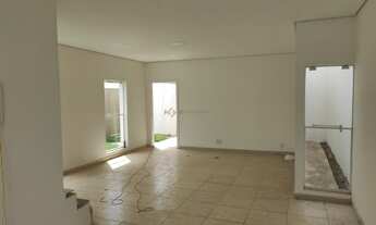 Imagem: Sobrado no bairro Tropical Ville