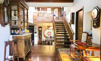 Imagem: Ampla casa, aconchegante, em terreno de