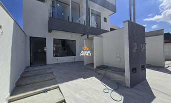 Imagem: CASA TRIPLEX COM PISCINA EM CONDOMÍNIO