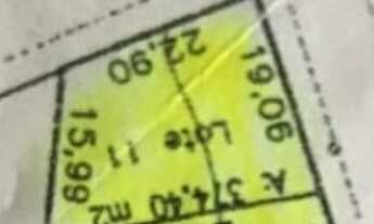 Imagem: Terreno plano de Esquina