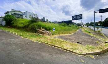 Imagem: ESQUINA NA AVENIDA BRASIL