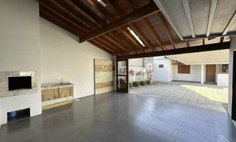 Imagem 2: Casa com 2 Dormitorio(s) localizado(a) no bairro Centro em Campo Bom / Rio Grande do Sul