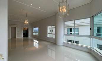 Imagem 2: Apartamento Alto Padrão na Beira-Mar de Balneário Camboriú