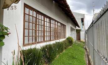 Imagem 3: Casa à venda com 04 suítes, 07 banheiros, piscina, 423m² de área construída no centro de B