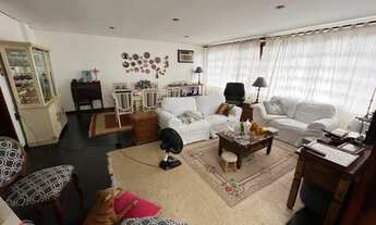 Imagem 6: Casa à venda com 04 suítes, 07 banheiros, piscina, 423m² de área construída no centro de B