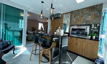 Imagem 6: Lindo Apartamento à venda em Balneário Camboriú, quadra mar na Barra Sul - Com 3 suítes e