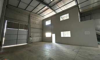 Imagem 3: EXCELENTE BARRACÃO PARA LOCAÇÃO NO BAIRRO NOVA ESPERANÇA - BAL. CAMBORIÚ