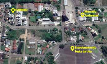 Imagem: Terreno pronto para construir