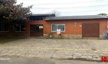 Imagem: Casa térrea de esquina - 2 dormitórios