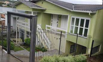 Imagem: Casa, 7 dormitórios, 3 banheiro, 2 vagas