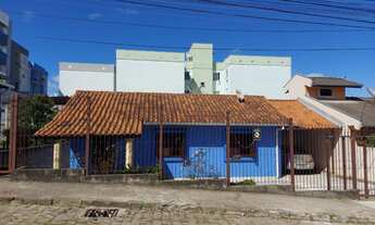 Imagem 1: Casa, 2 dormitórios, 1 banheiros, 1 vaga na garagem, 360M² de Área Construída