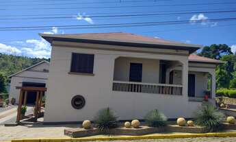 Imagem 3: Casa, 3 dormitórios, 3 banheiro, 5 vagas na garagem, 220M² de Área Construída