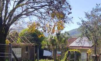 Imagem 2: Terreno Central em meio a muita natureza