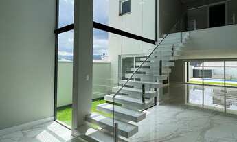 Imagem 7: Casa de alto padrão com 4 suítes no Loteamento Dom Elvio em Sapiranga