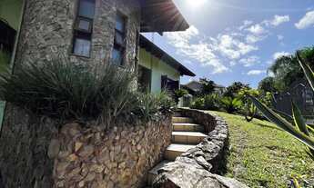 Imagem 5: Casa de alto padrão com amplo terreno no centro de Sapiranga