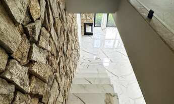 Imagem 2: Sobrado de alto padrão com 3 suítes no bairro Centro de Sapiranga