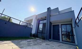 Imagem: Residência Moderna com Piscina em São