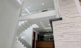 Imagem 3: Casa Alto Padrão com 03 suítes, amplo pátio no Loteamento Bosque dos Ipês