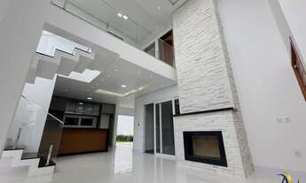 Imagem 4: Casa Alto Padrão com 03 suítes, amplo pátio no Loteamento Bosque dos Ipês