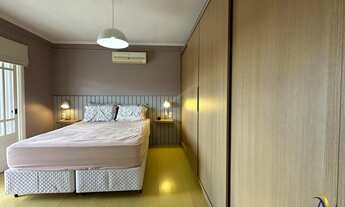 Imagem 3: Casa Completa com Suíte, Piscina, Churrasqueira e Garagem para 3 Carros em excelente local