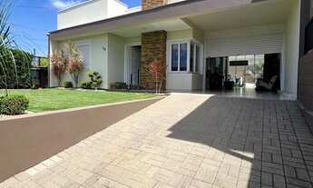 Imagem: Casa com 2 Dormitorio(s) localizado(a) no