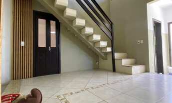 Imagem 3: Casa ampla com 2 quartos, suíte, piscina e estrutura completa