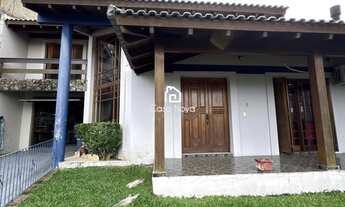 Imagem: Casa com 4 Dormitorio(s) localizado(a) no