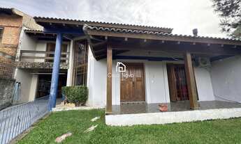 Imagem 2: Casa com 4 Dormitorio(s) localizado(a) no bairro Cristo Rei em São Leopoldo / Rio Grande