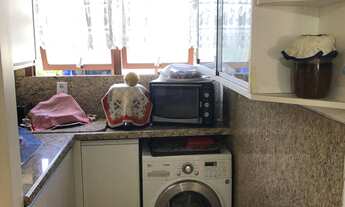 Imagem 2: LINDA CASA COM PISCINA NA ZONA NOVA!