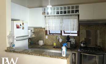 Imagem 3: LINDA CASA COM PISCINA NA ZONA NOVA!