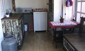 Imagem 3: CASA RECÉM REFORMADA COM PÃTIO FRENTE E FUNDOS!!