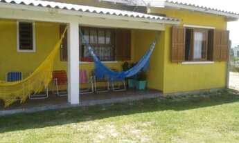 Imagem: CASA COM 03 DORMITÓRIOS PRÓXIMO AO MAR