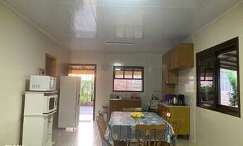 Imagem: Casa com 3 Dormitorio(s) localizado(a) no