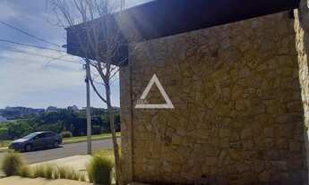 Imagem 5: CASA A VENDA COM 3 SUÍTES NO CONDOMÍNIO DAMHA II