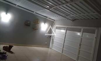 Imagem 2: CASA À VENDA COM 3 DORMITÓRIOS (1SUÍTE