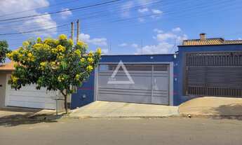 Imagem: CASA À VENDA COM 3 DORMITÓRIOS (1SUÍTE