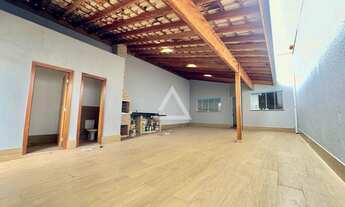 Imagem: CASA A VENDA COM 3 DORMITÓRIOS (1SUÍTE)