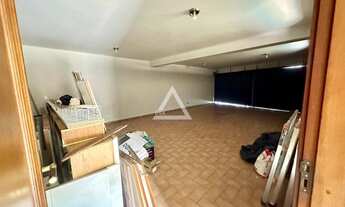 Imagem: CASA A VENDA NO CENTRO COM 4 SUÍTES E PISCINA