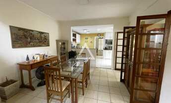 Imagem 2: Ampla casa para moradia e comercial, 6 dormitórios, 3 salas e 5 banheiros. proximo a comer