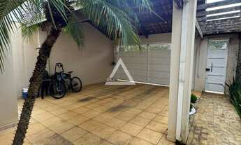 Imagem: CASA A VENDA COM 3 DORMITÓRIOS E PISCINA