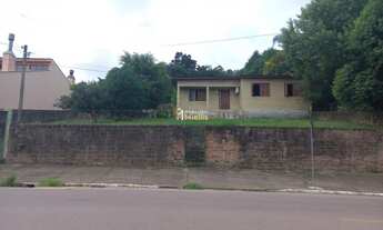 Imagem: CASA DE 03 DORMITÓRIOS EM EXCELENTE LOCALIZAÇÃO