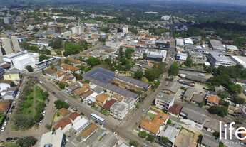 Imagem 6: Lojas no Life Open Mall Centro de Viamão