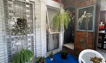 Imagem 2: Casa de 2 dormitórios com piscina em terreno de 363m2 no bairro J. Viamar-Aceita financiam