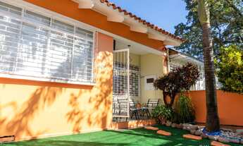 Imagem 3: Excelente oportunidade para morar e investir!! Casa 100% mobiliada, com garagem para 4 car