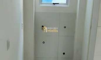 Imagem 4: Sobrado à venda em Viamão, Tarumã - Sala de estar, cozinha e lavabo