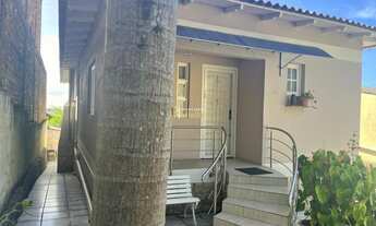 Imagem: Excelente Casa com 4 Dormitórios (1 Suíte)